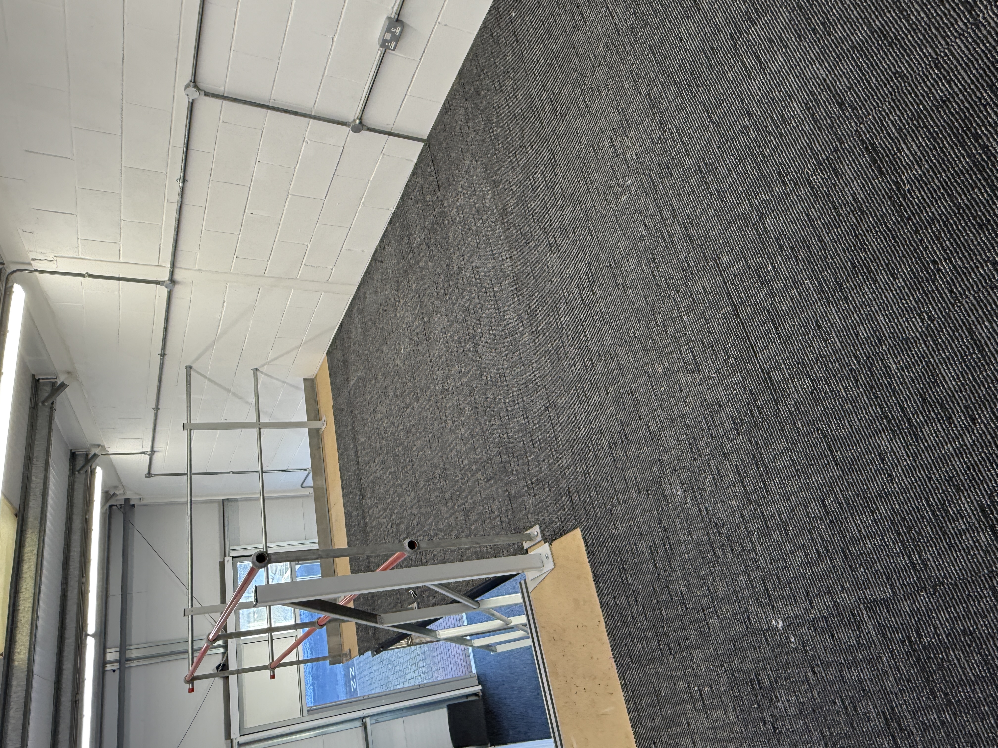 Office in Aylesbury - photo 2