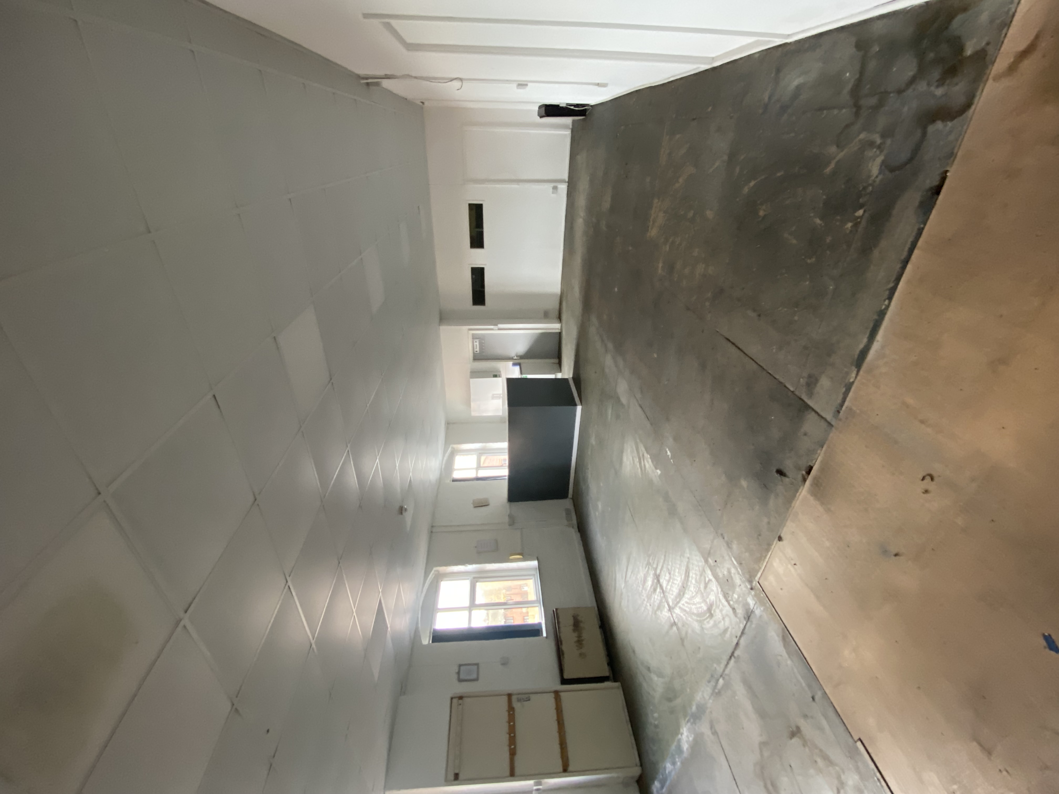 Industrial Unit in Altrincham - photo 2