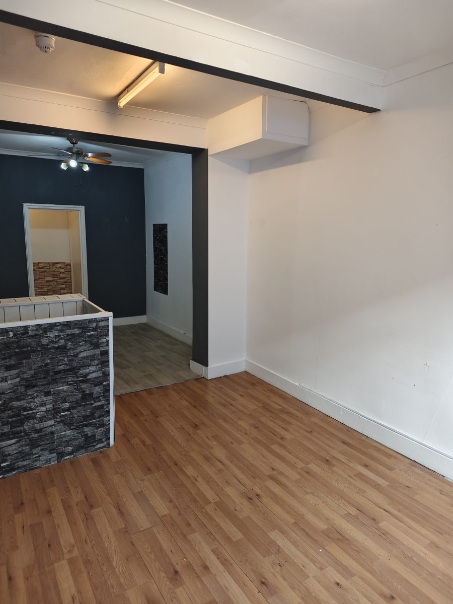 Retail/Shop in Hastings - photo 3