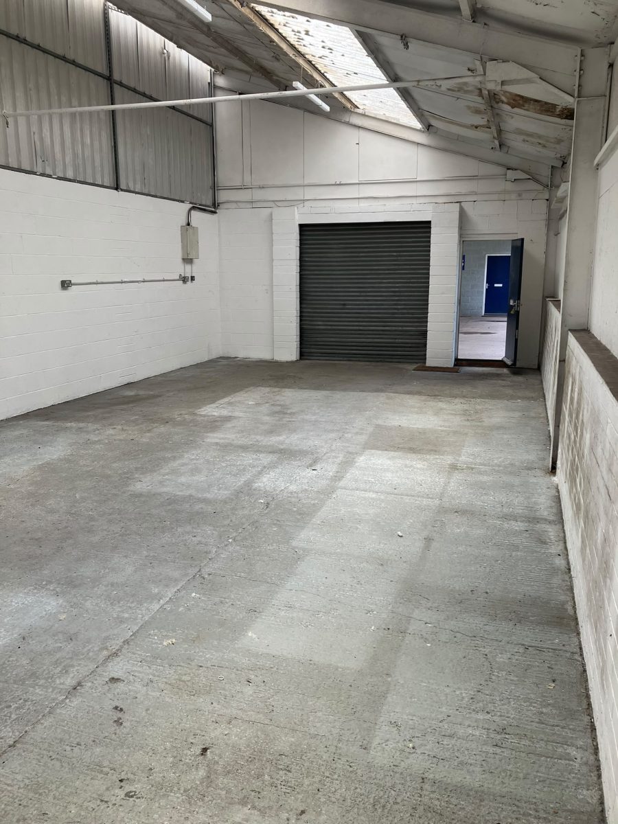 Industrial Unit in Kirkby-in-Ashfield - photo 4