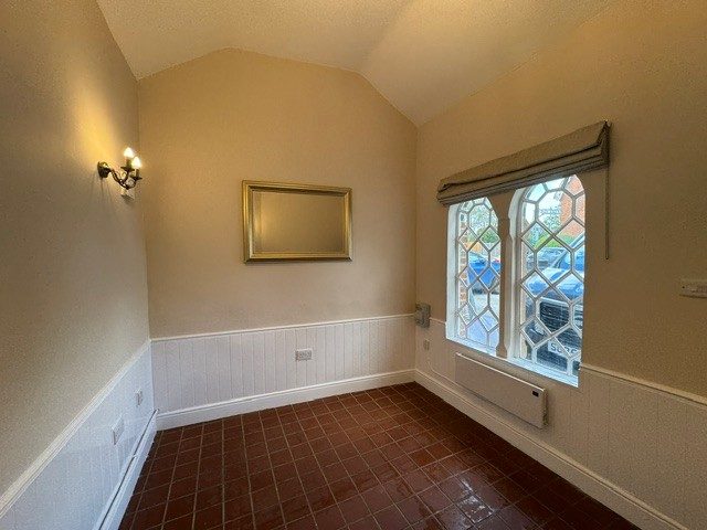 Office in Bedford - photo 4