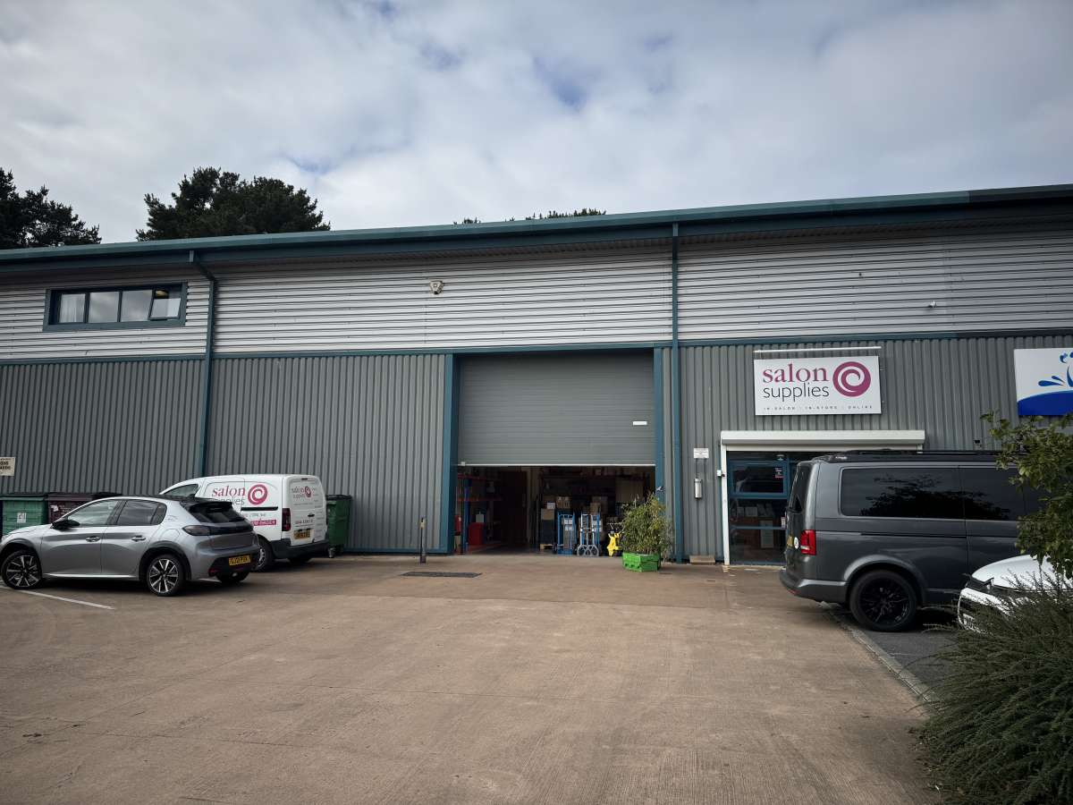 Industrial Unit in Exeter - photo 3