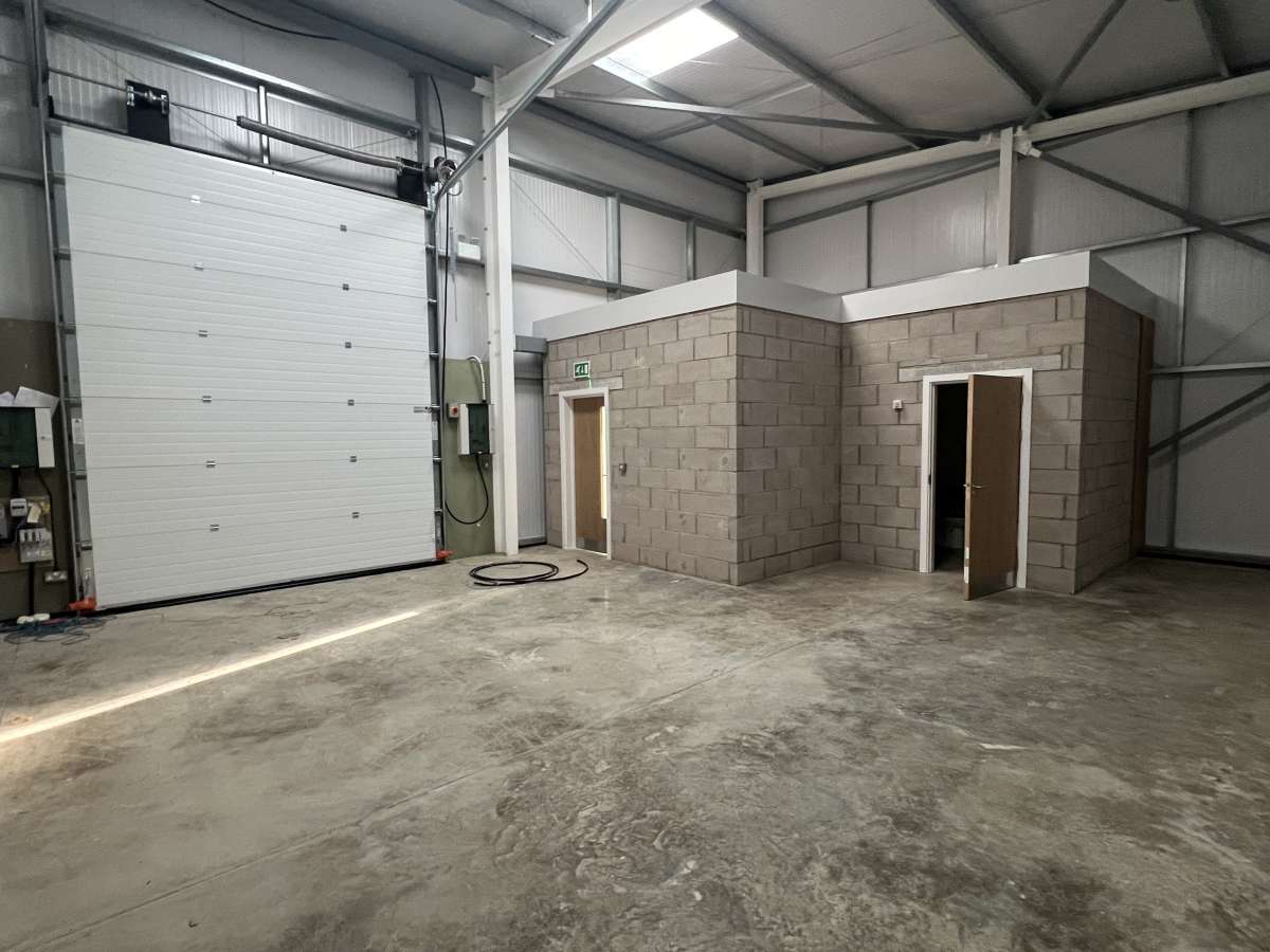 Industrial Unit in Yaxley - photo 3