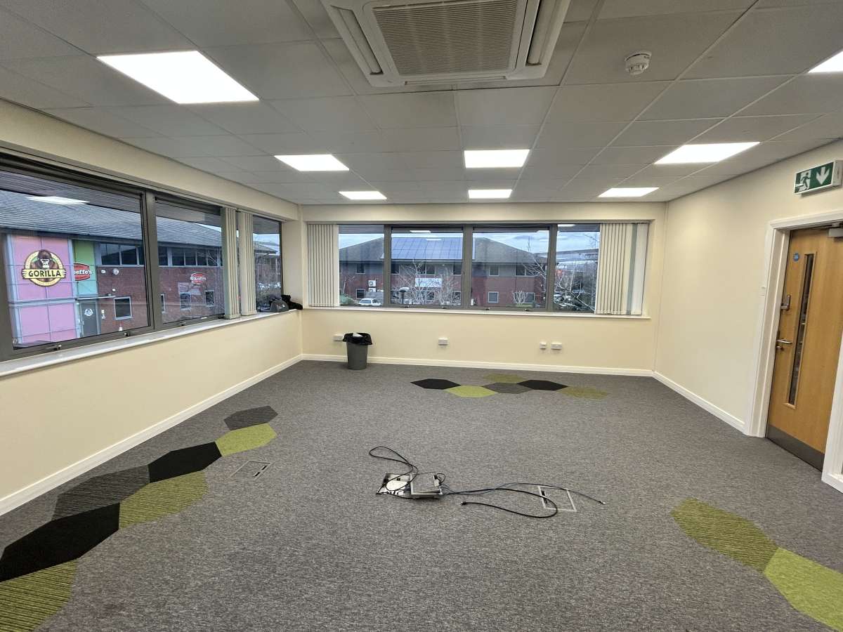 Industrial Unit in Buckshaw Village - photo 4