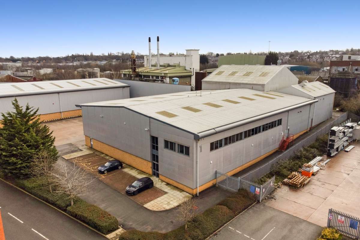 Industrial Unit in Oldbury - photo 2