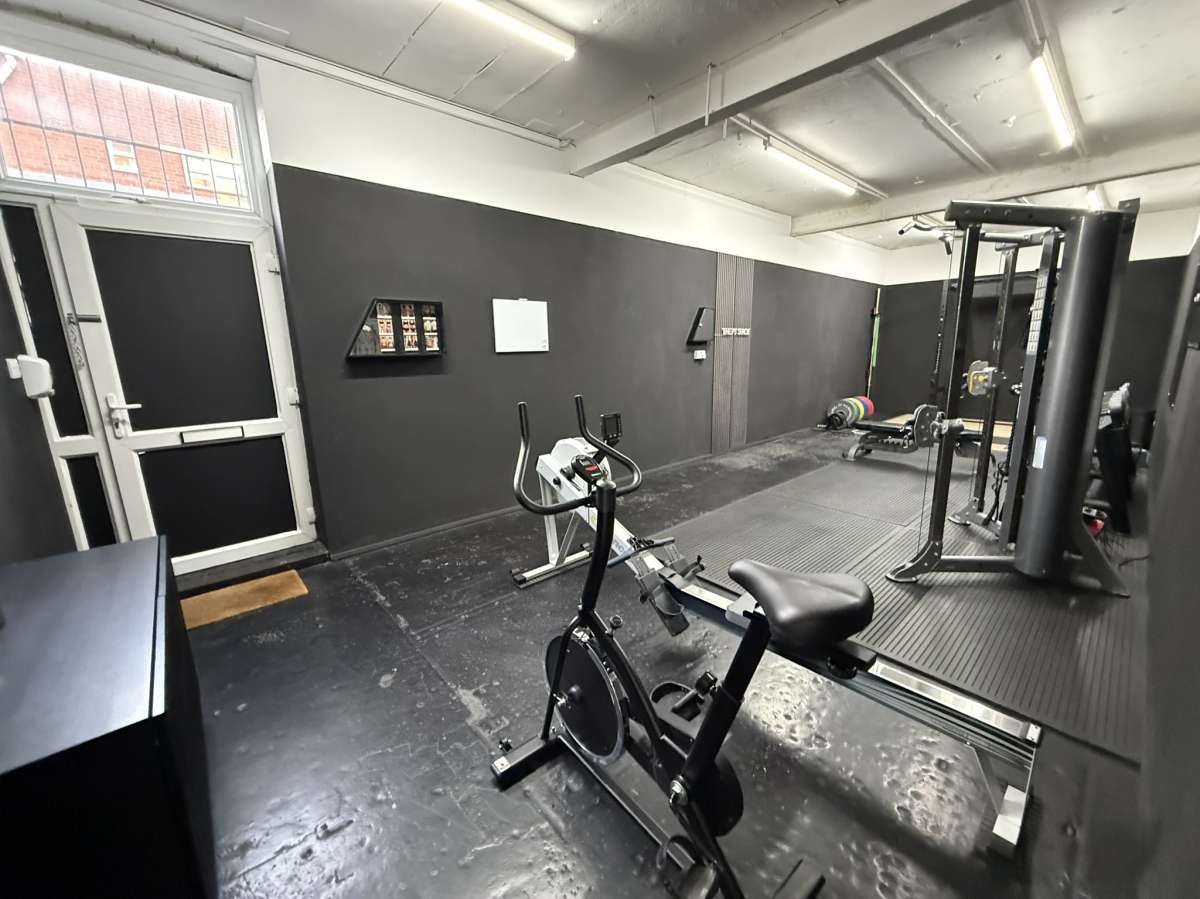 Industrial Unit in Leicester - photo 2