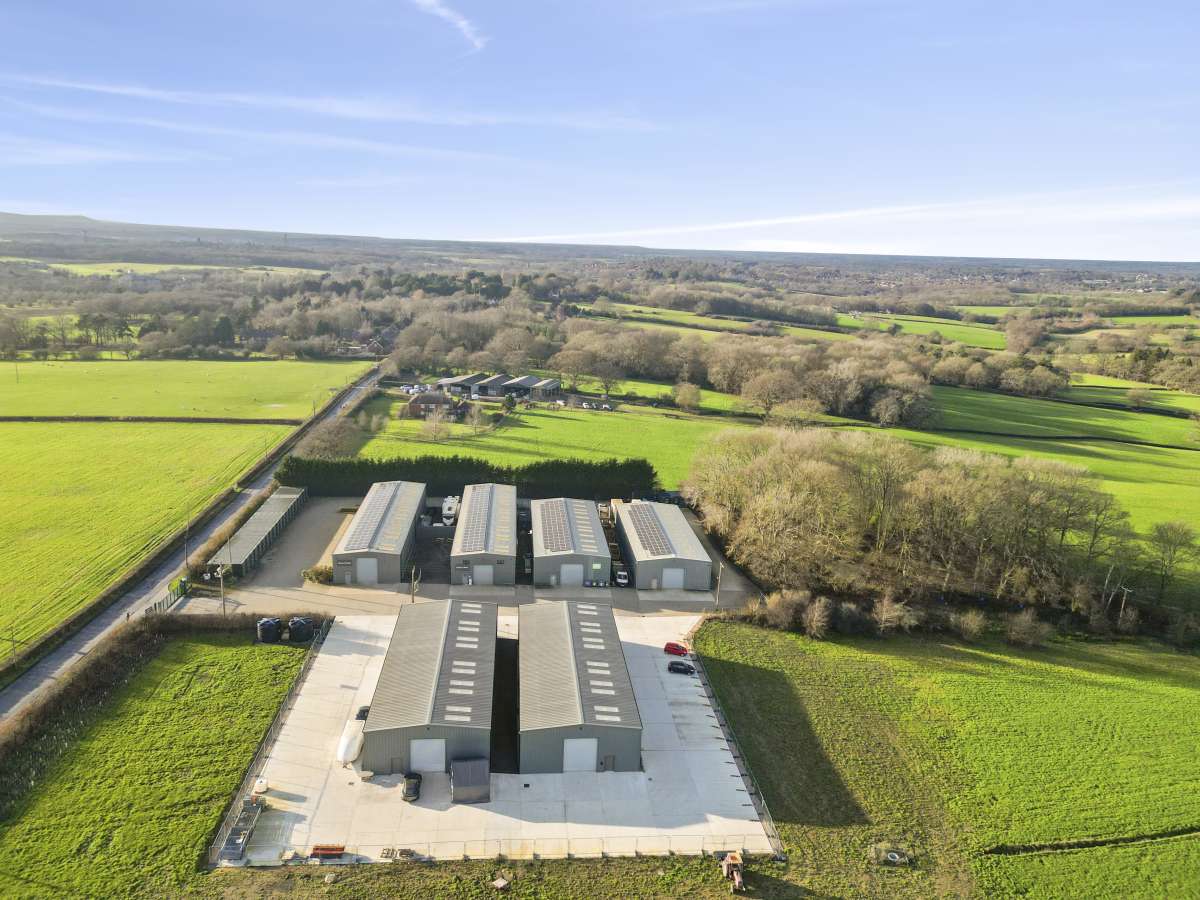 Industrial Unit in Framfield - photo 3