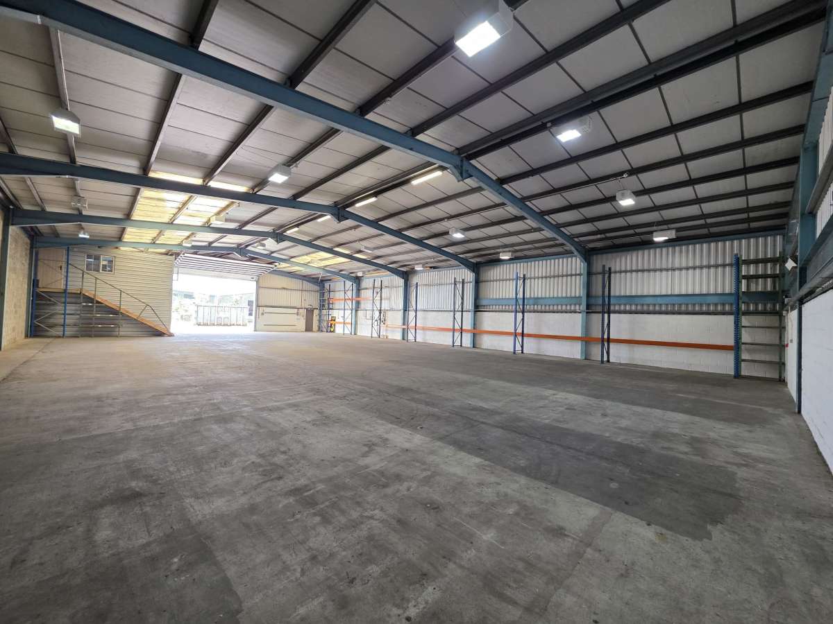 Industrial Unit in Newchurch - photo 3