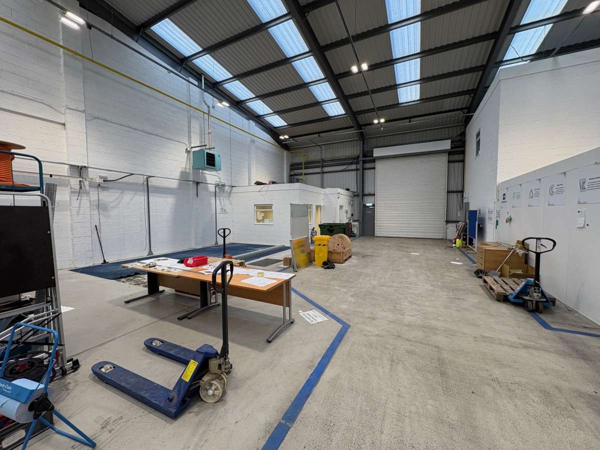 Industrial Unit in Shepshed - photo 2