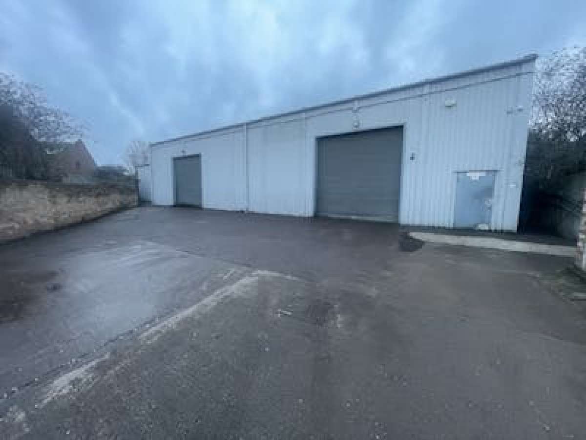 Industrial in Charlton