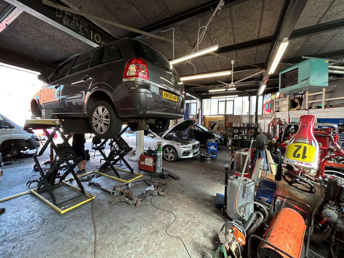 Industrial Unit in Leicester - photo 3