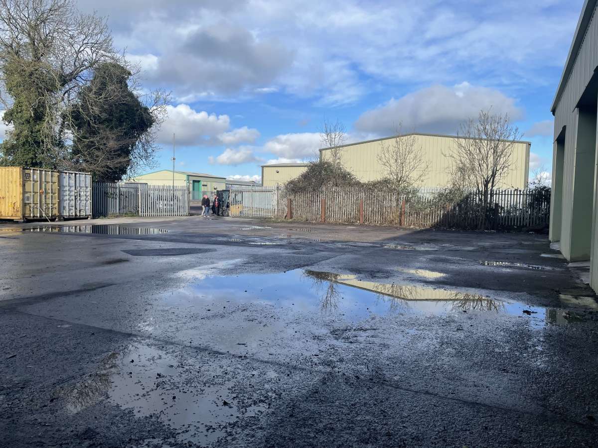 Industrial Unit in Westbury - photo 4