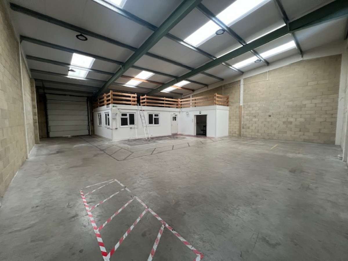 Industrial Unit in Bolney - photo 2