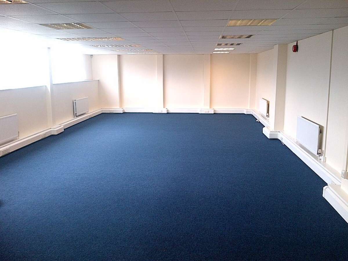 Industrial Unit in Willenhall - photo 2