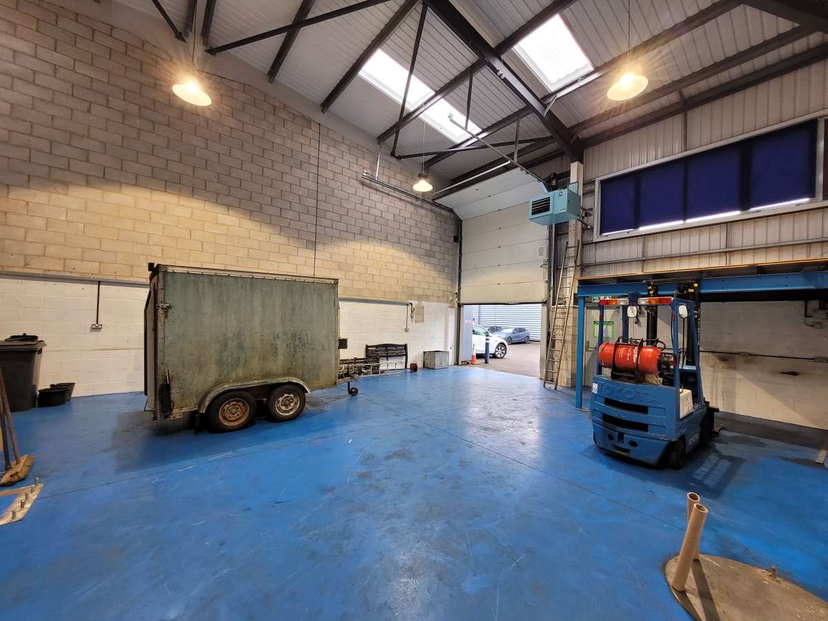 Industrial Unit in Papworth Everard - photo 3