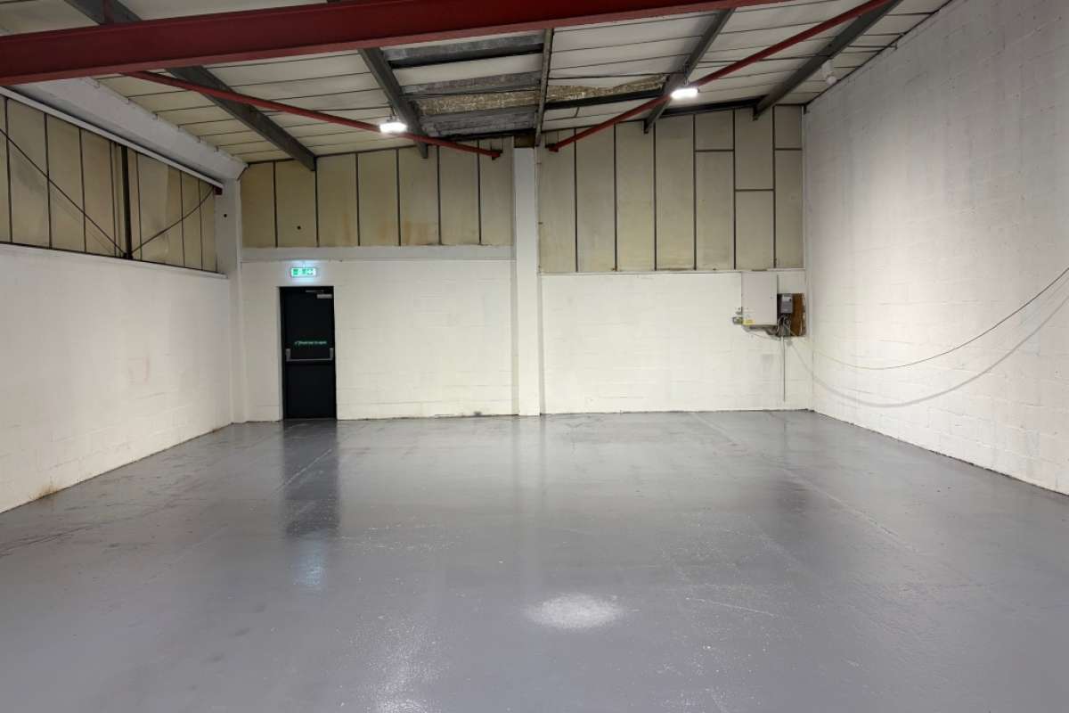 Industrial Unit in Lincoln - photo 2
