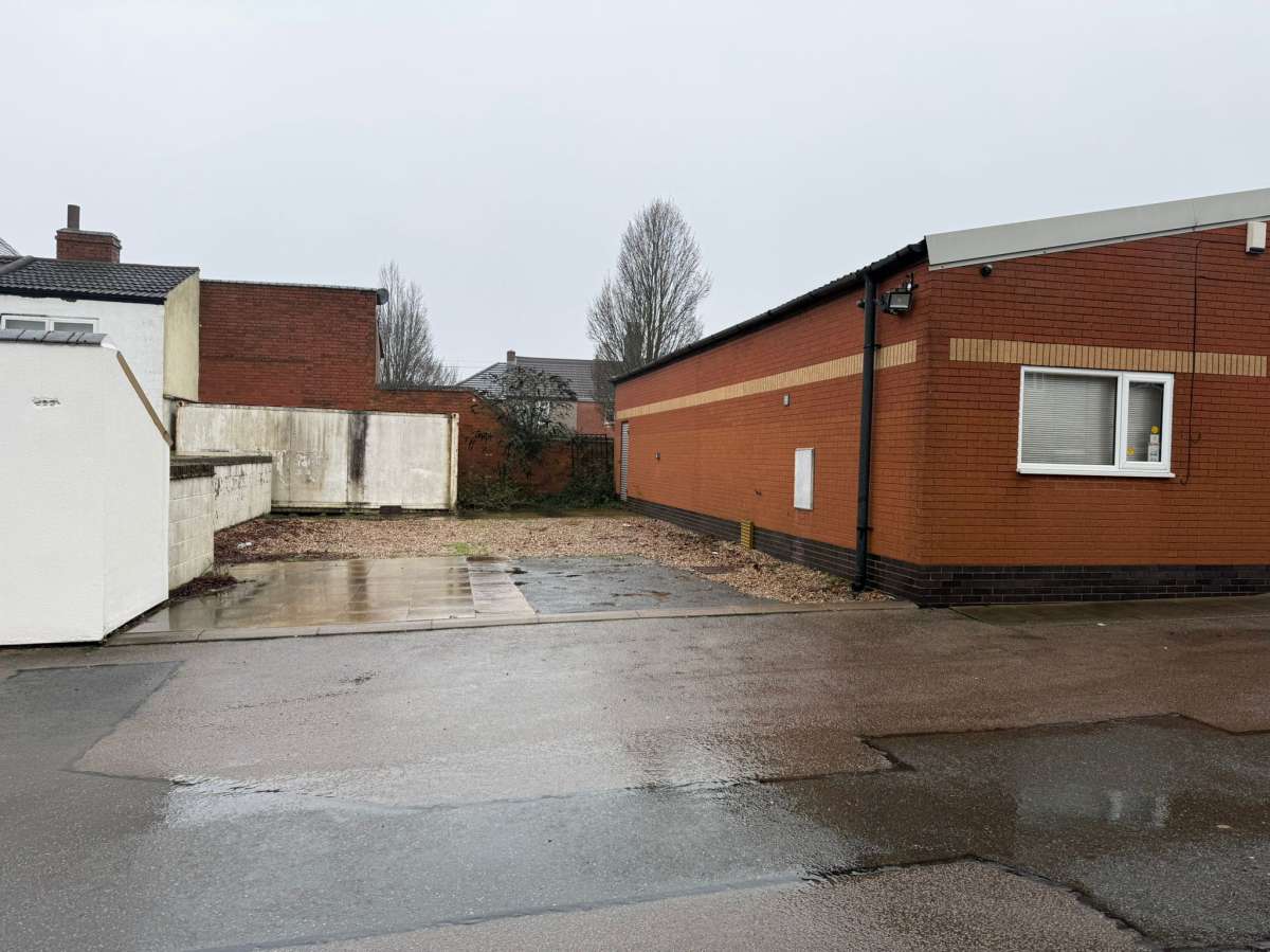 Industrial Unit in Hinckley - photo 4