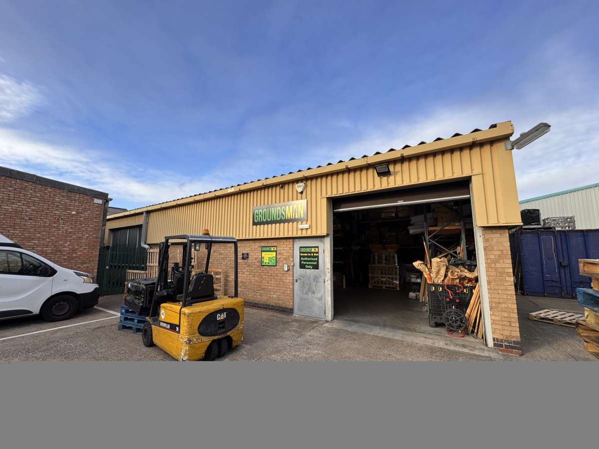 Industrial Unit in Loughborough - photo 3