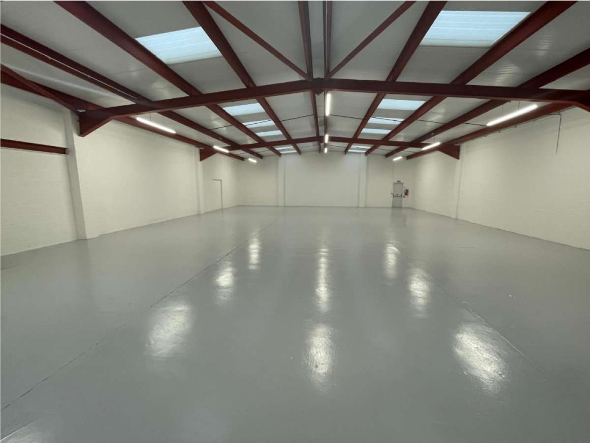 Industrial Unit in Loughborough - photo 3