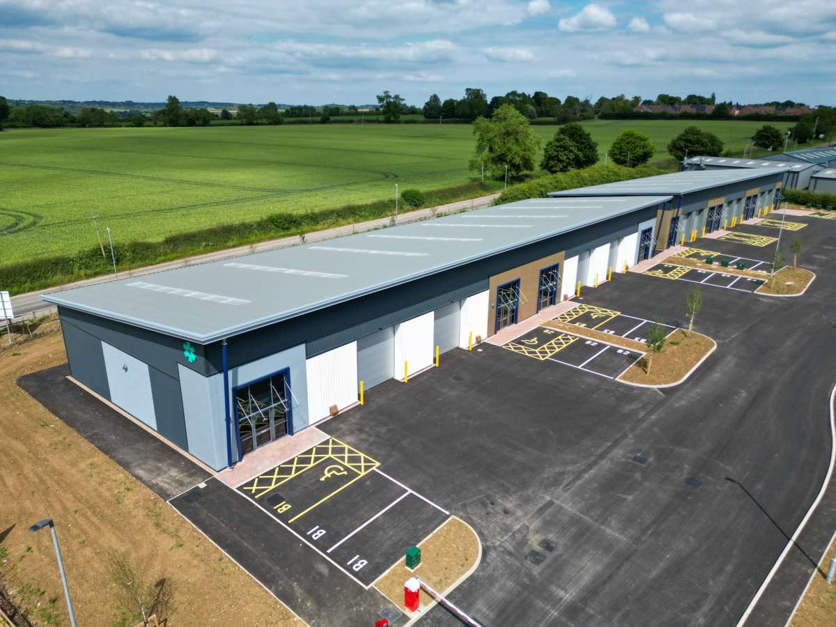 Industrial Unit in Kibworth - photo 2