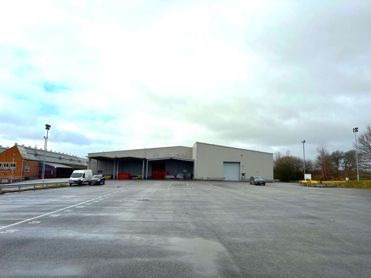Industrial Unit in York - photo 3