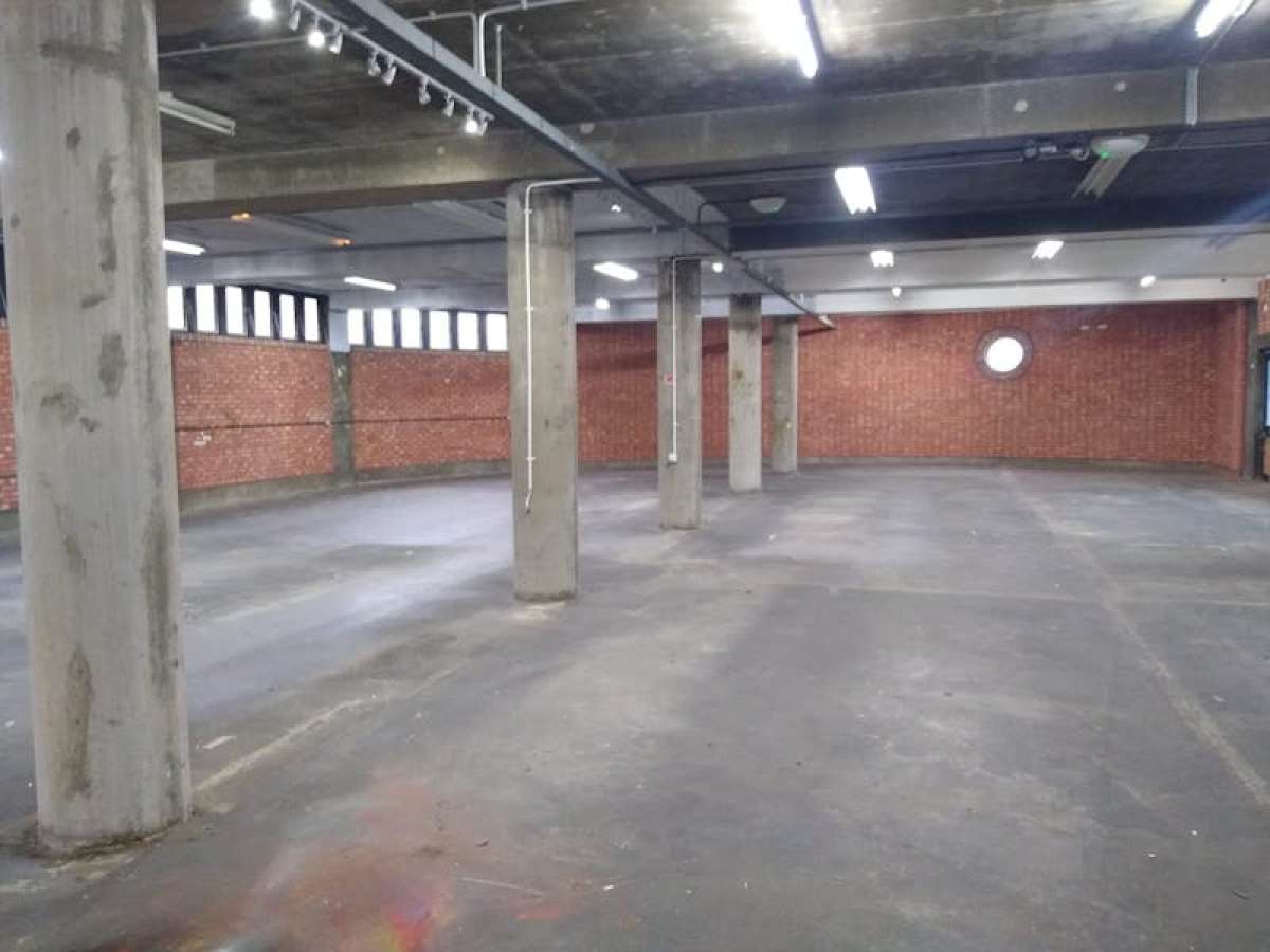 Industrial Unit in Hackney - photo 4