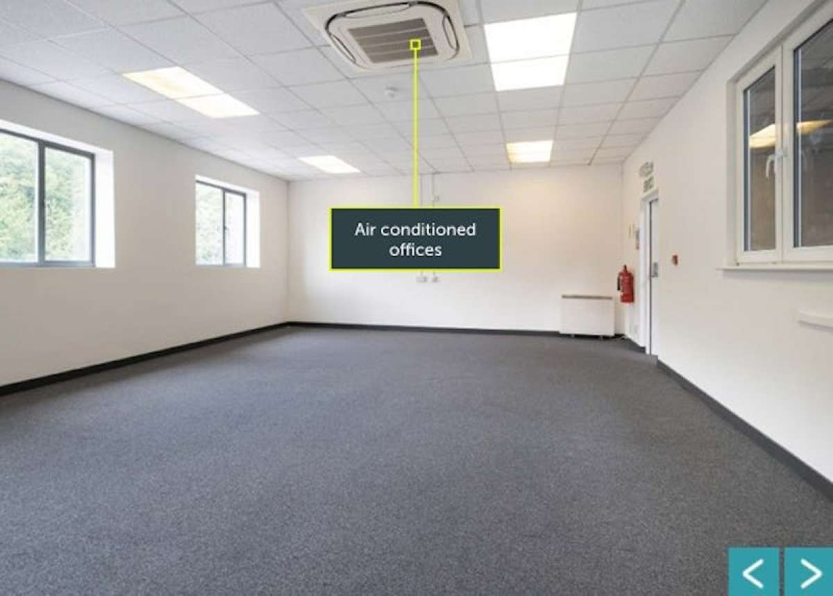 Industrial Unit in London - photo 4