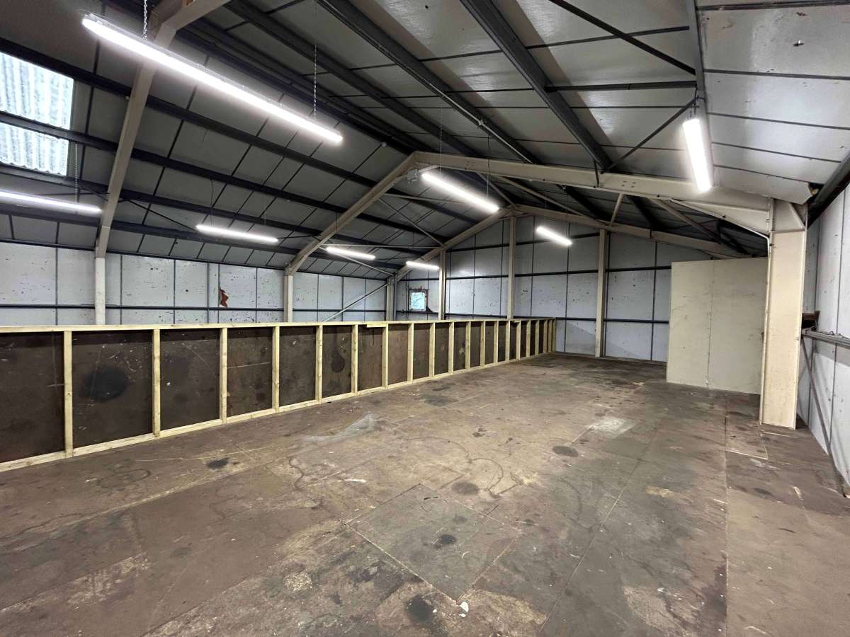 Industrial Unit in Plymouth - photo 3