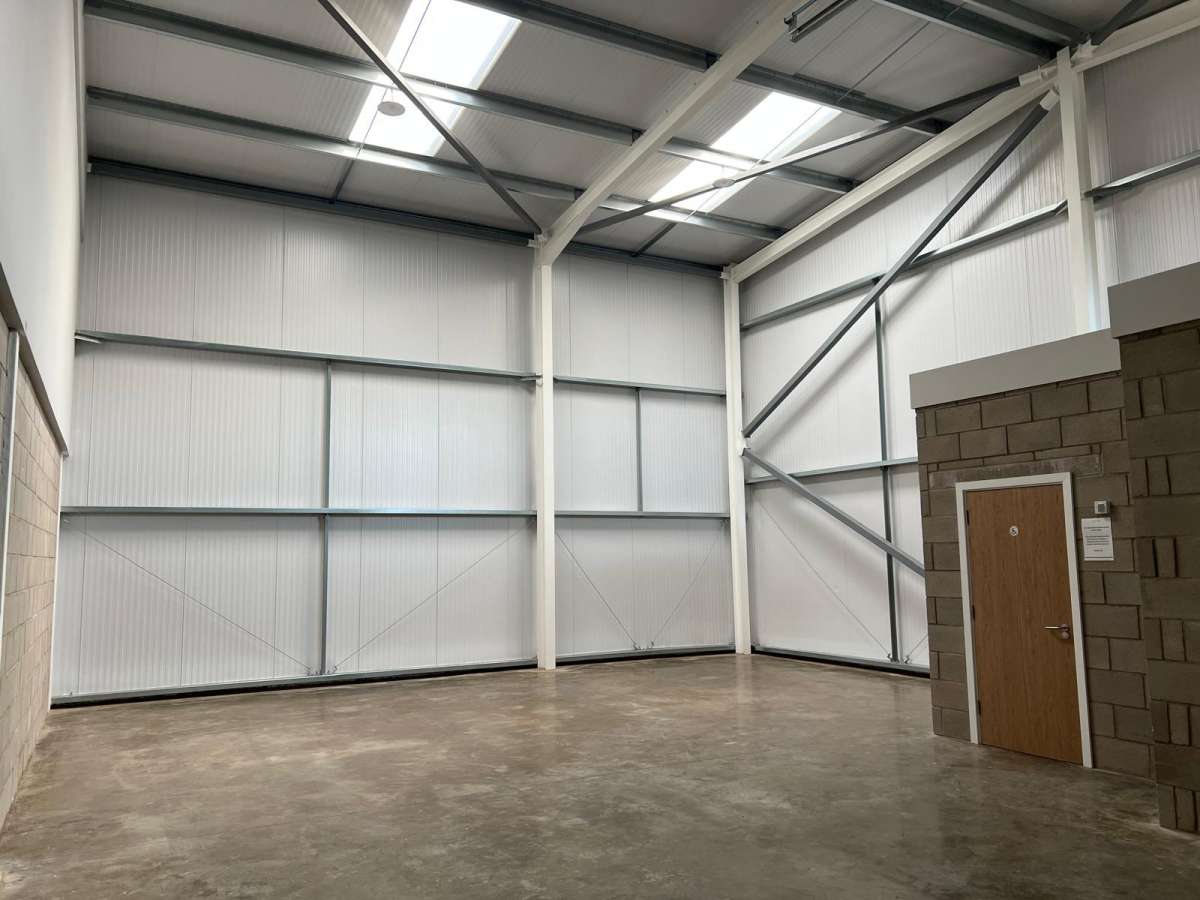Industrial Unit in Yaxley - photo 4