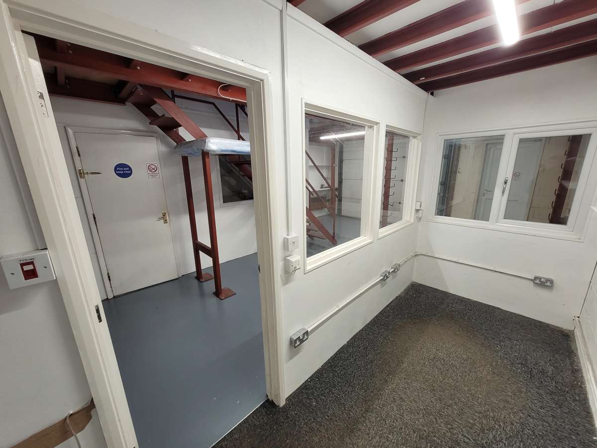 Industrial Unit in Eynesbury - photo 3