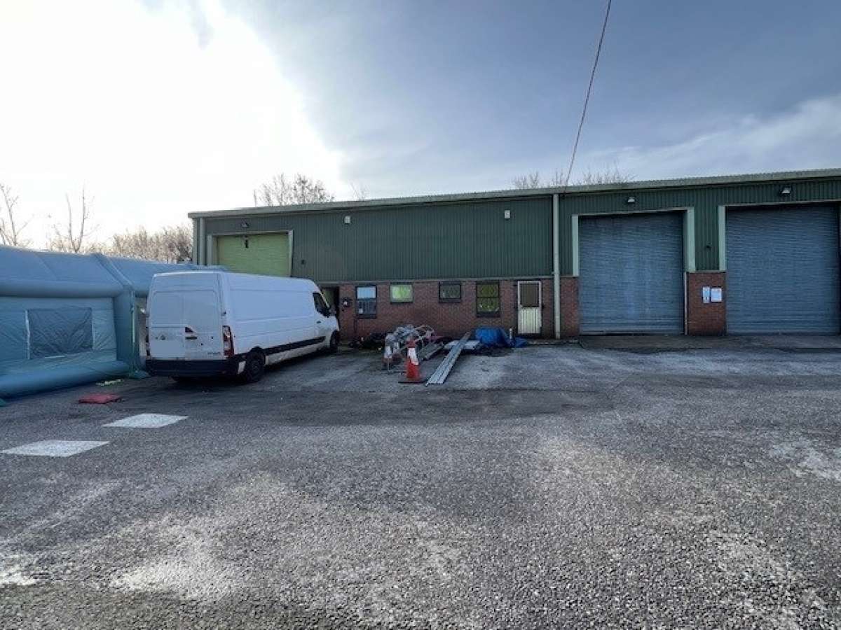 Industrial Unit in Alfreton - photo 3