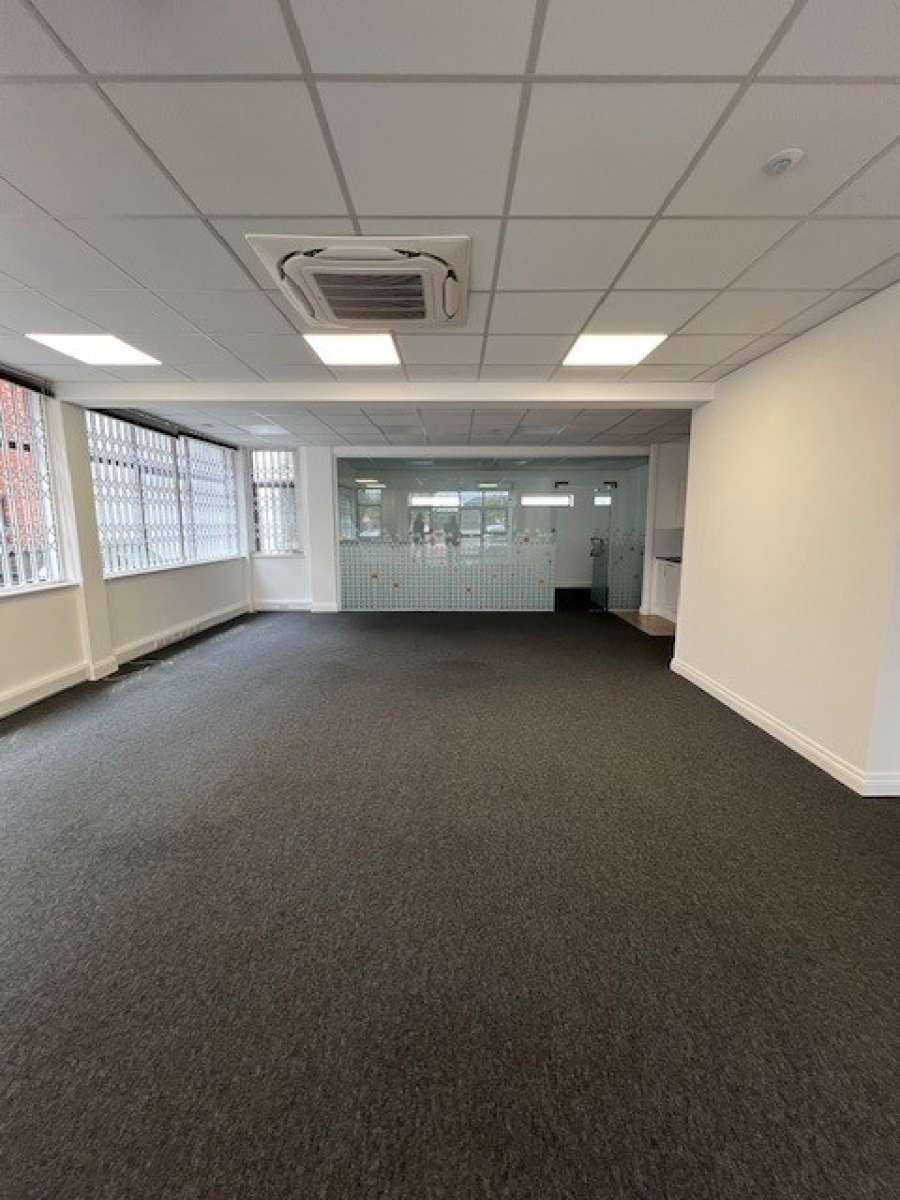 Industrial Unit in Derby - photo 3