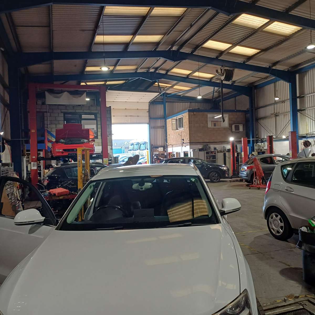 Industrial Unit in Brackmills Industrial Estate - photo 2