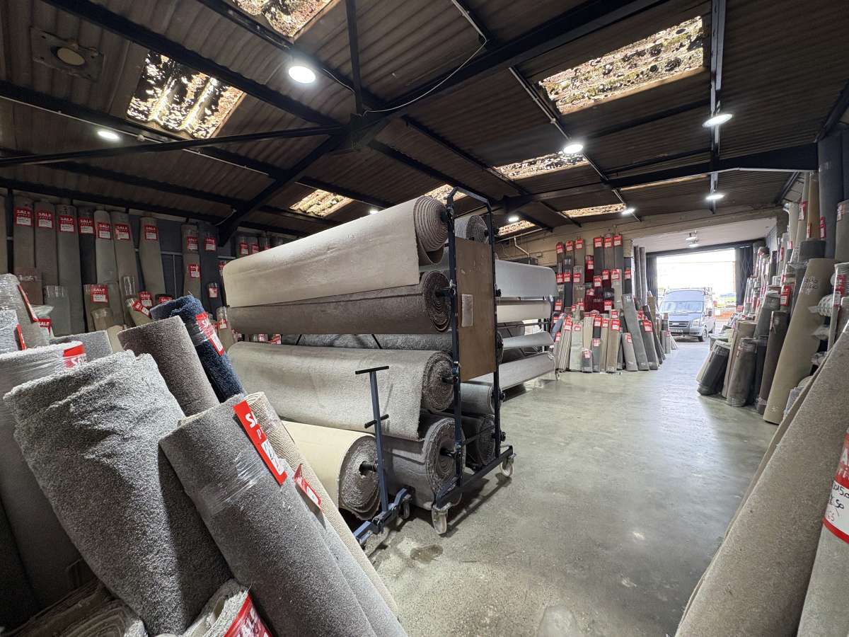 Industrial Unit in Hedge End - photo 3