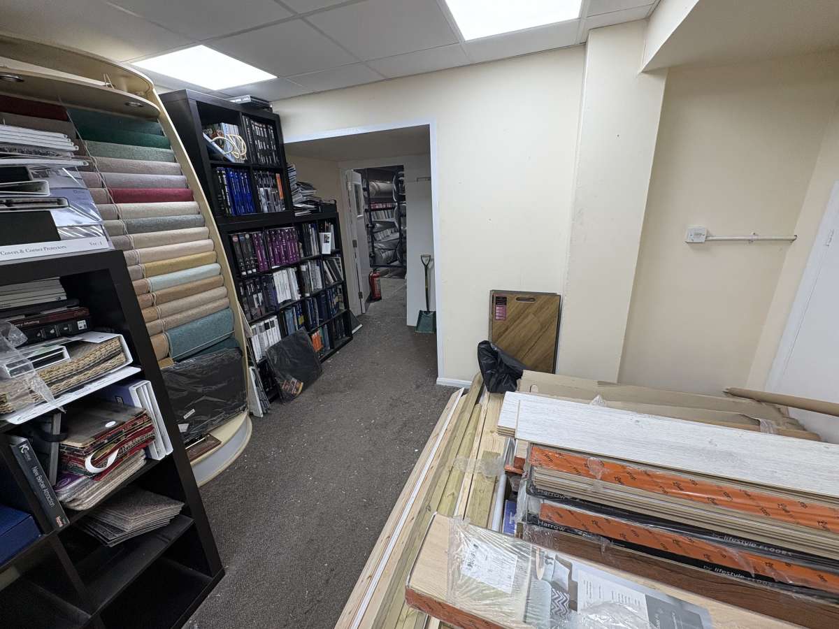 Industrial Unit in Hedge End - photo 4