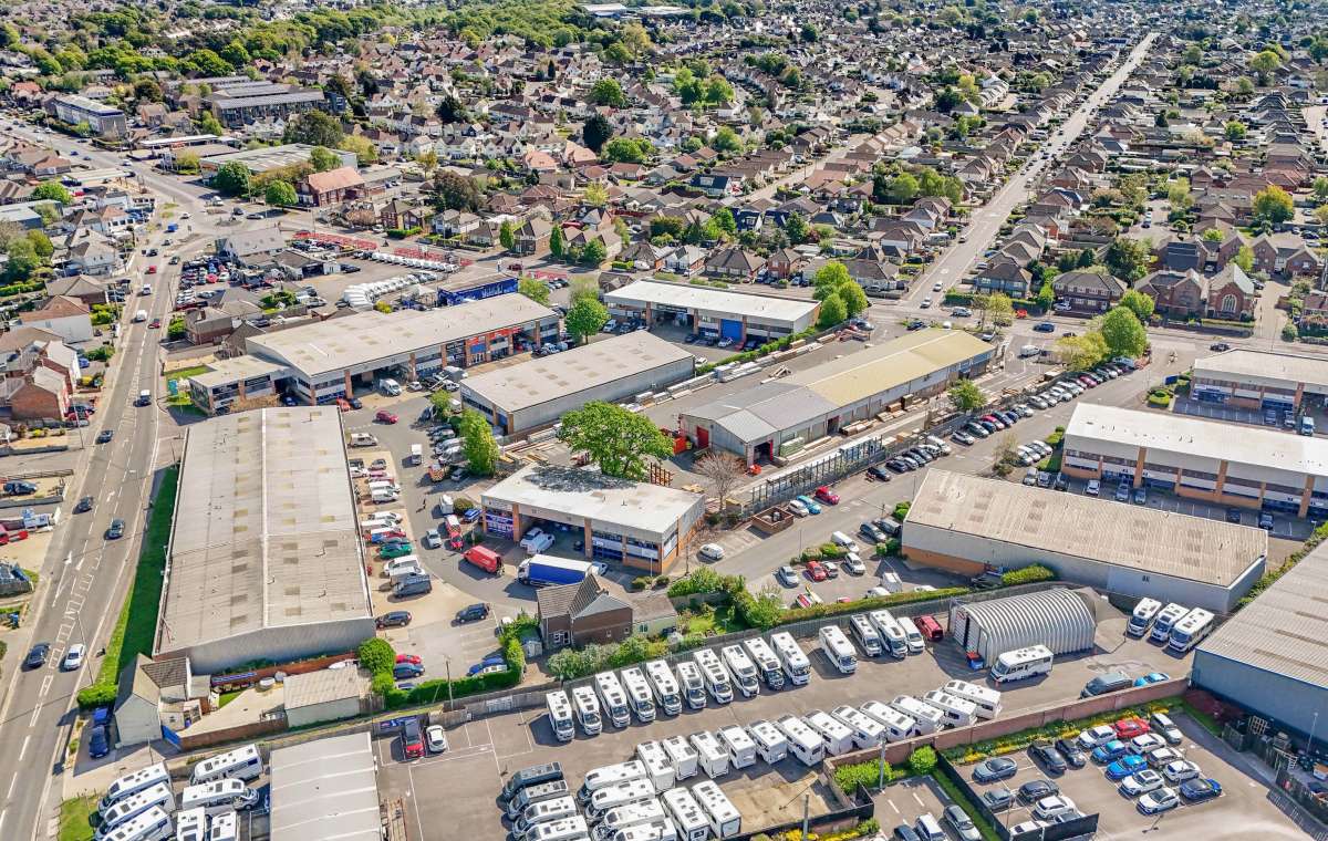 Industrial Unit in Dorset - photo 2