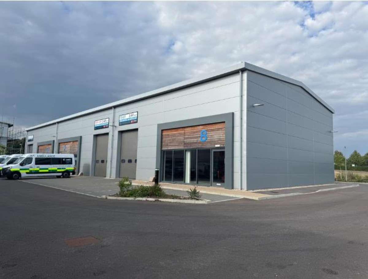 Industrial Unit in Tangmere - photo 4