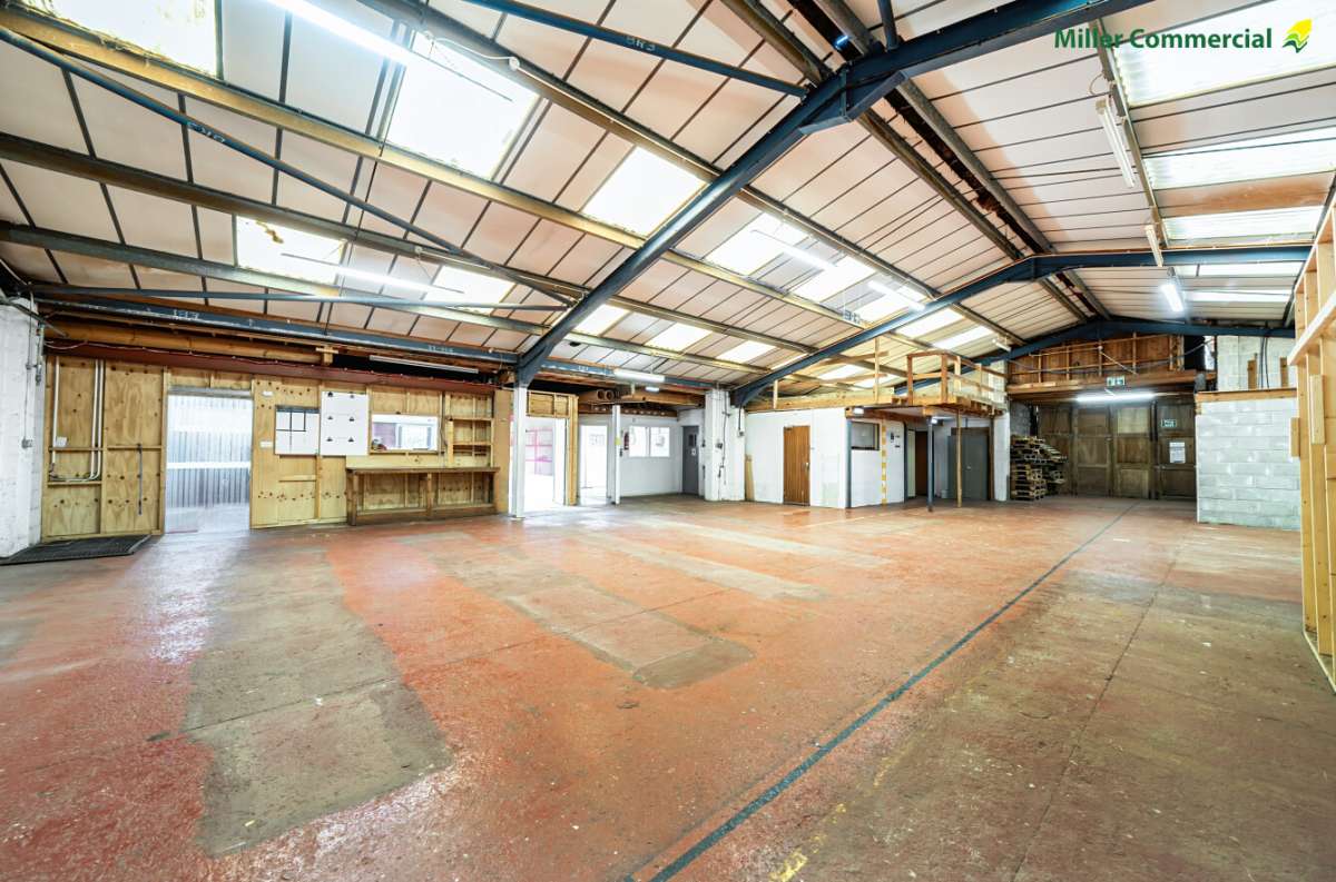 Industrial Unit in Helston - photo 2