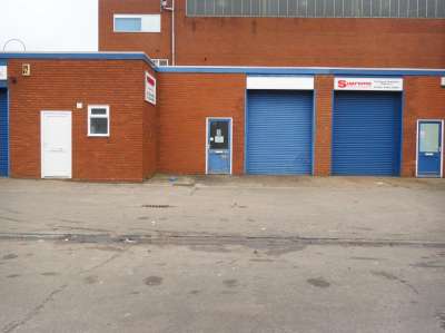 Industrial Unit in Kingswinford - photo 2