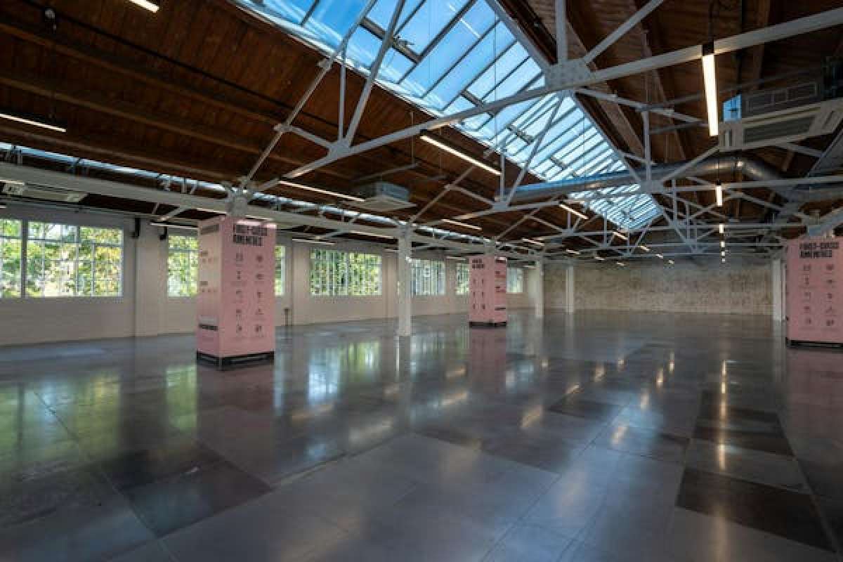 Industrial Unit in London - photo 3