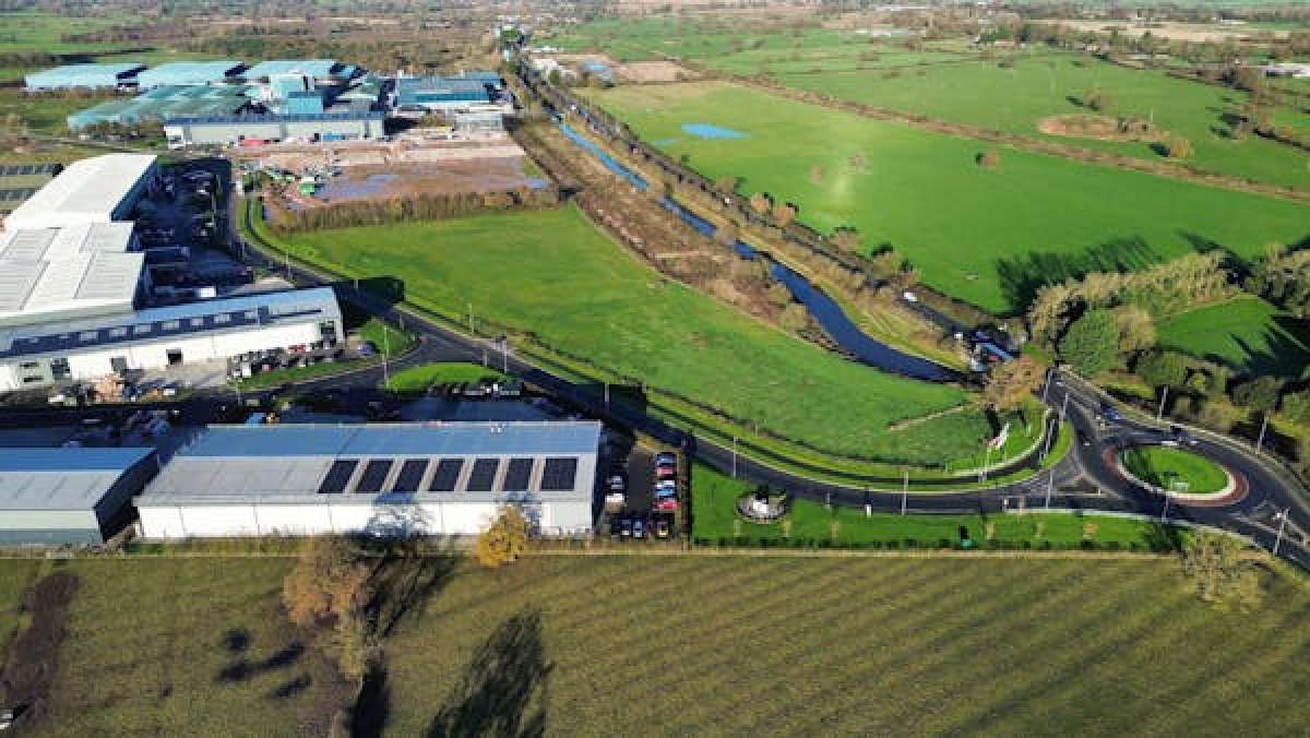 Industrial Unit in Nantwich - photo 3