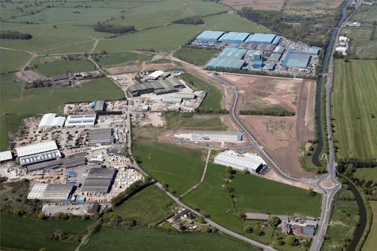 Industrial in Wardle