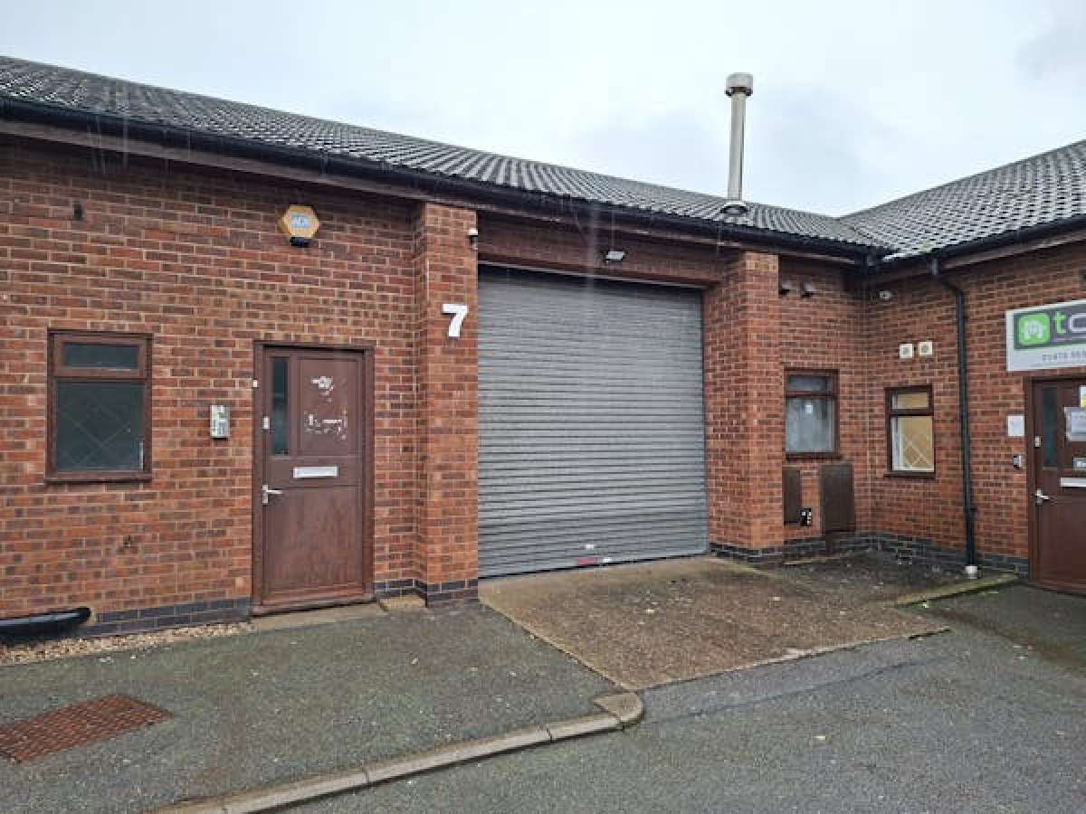 Industrial Unit in Grantham - photo 2