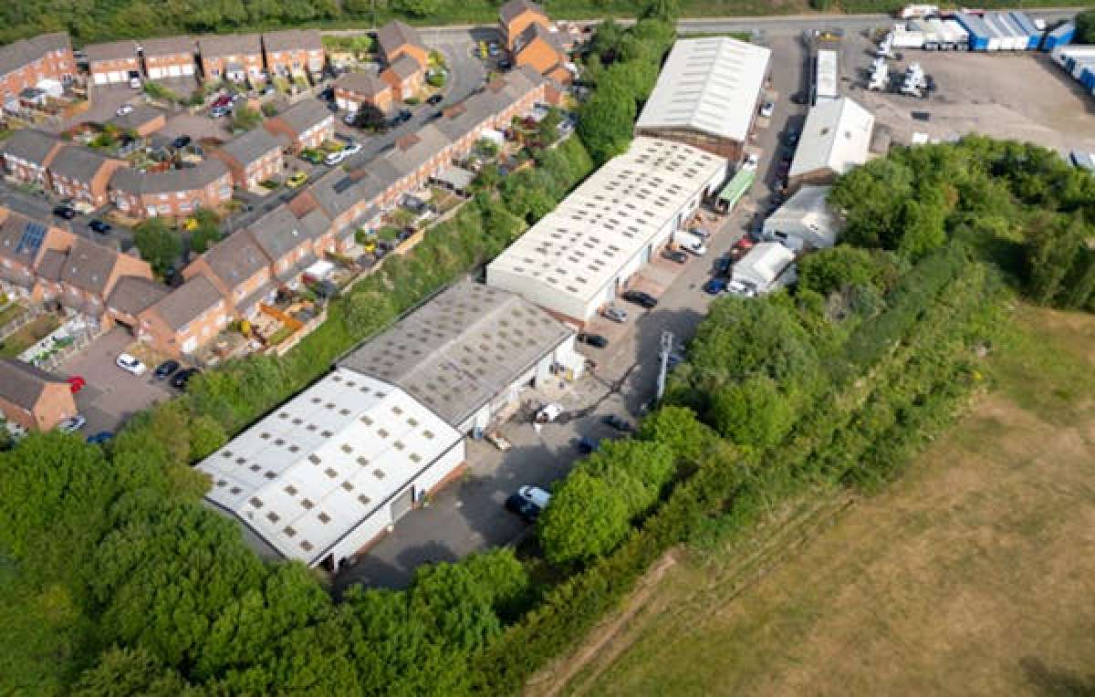 Industrial Unit in Rowley Regis - photo 4