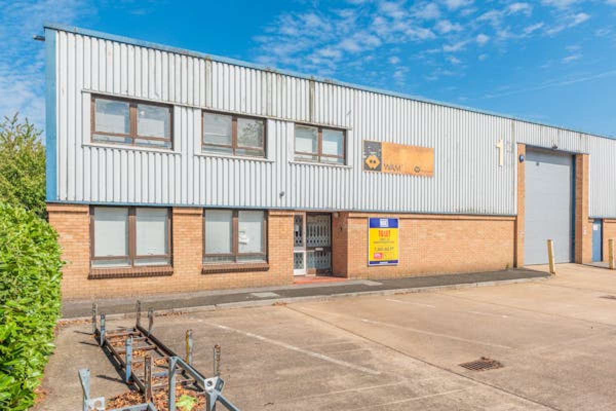 Industrial Unit in Tewkesbury - photo 2