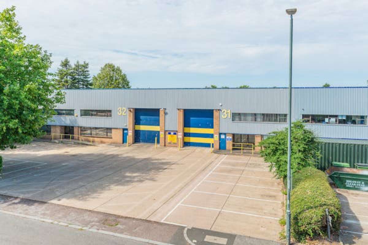 Industrial Unit in Tewkesbury - photo 4