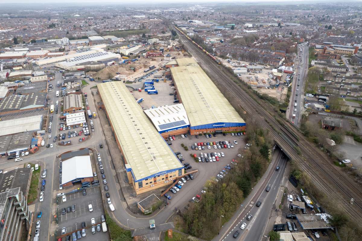 Industrial Unit in Leicester - photo 3