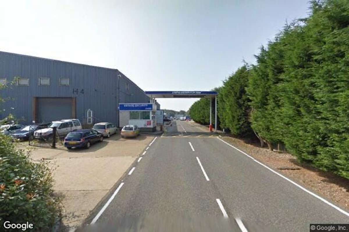 Industrial Unit in Hythe - photo 4