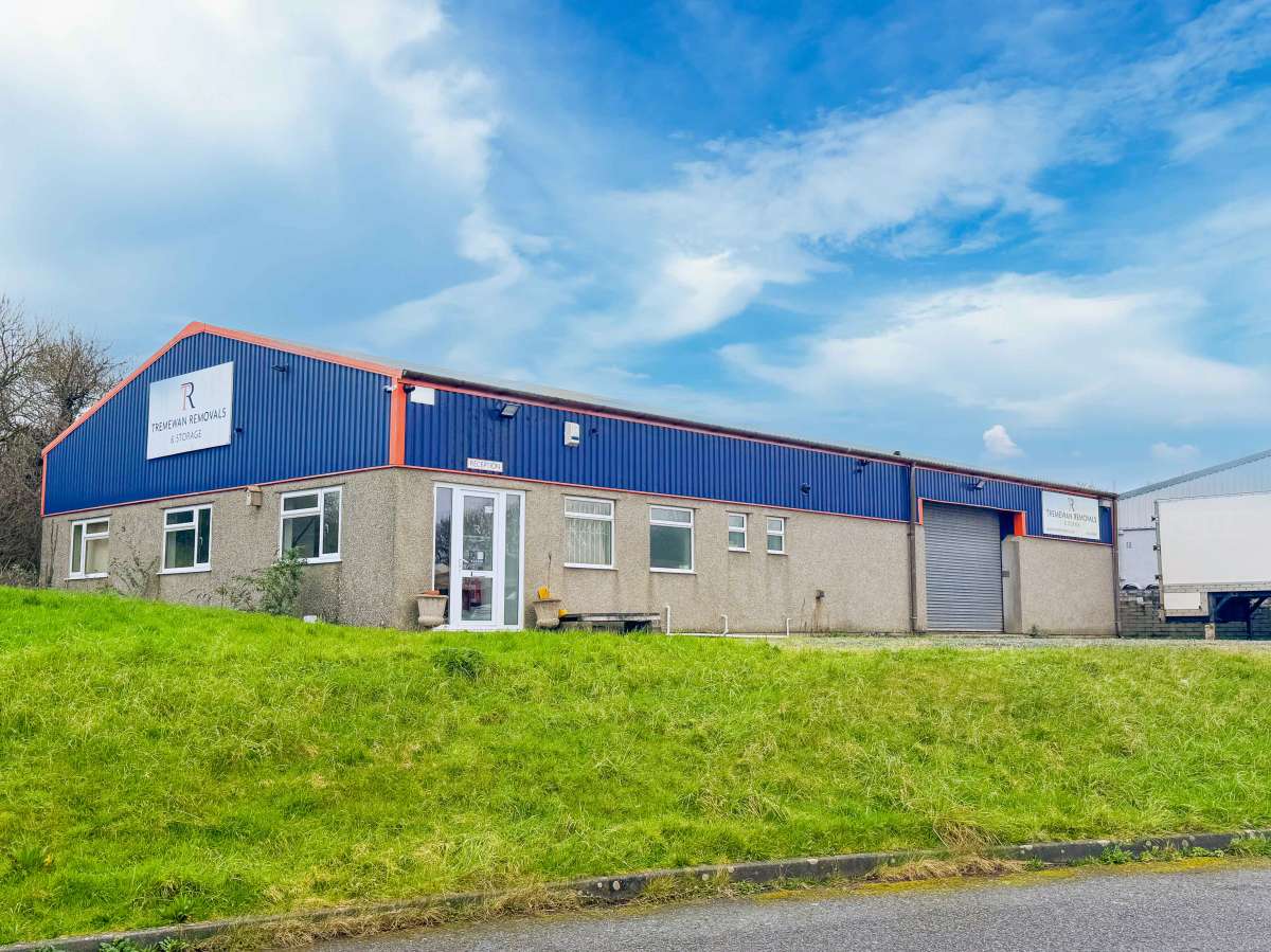 Industrial in Mawgan