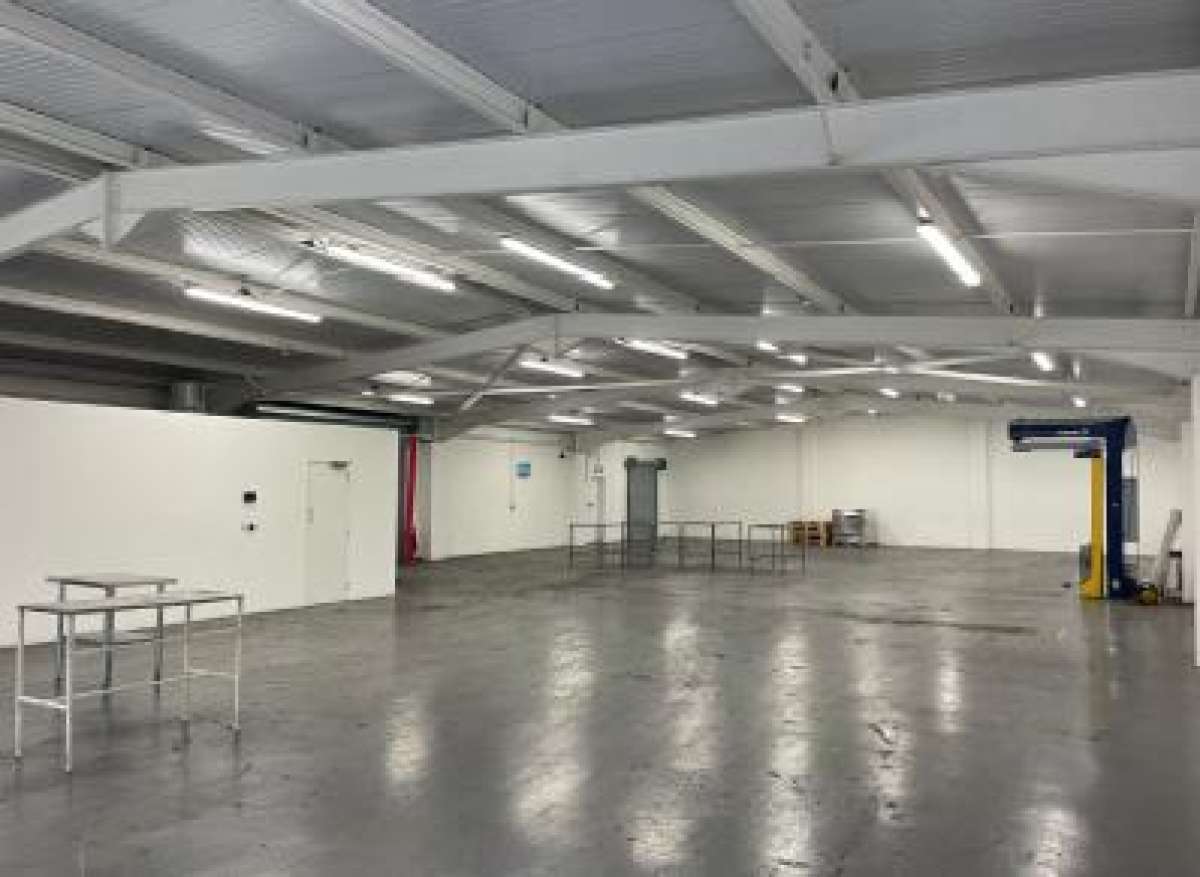 Industrial Unit in Radstock - photo 3